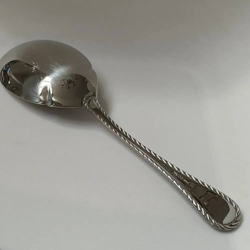 Oneida Belmont-Lyons Casserole Spoon 8 3/4” Stainless Glossy Rope Edge China
